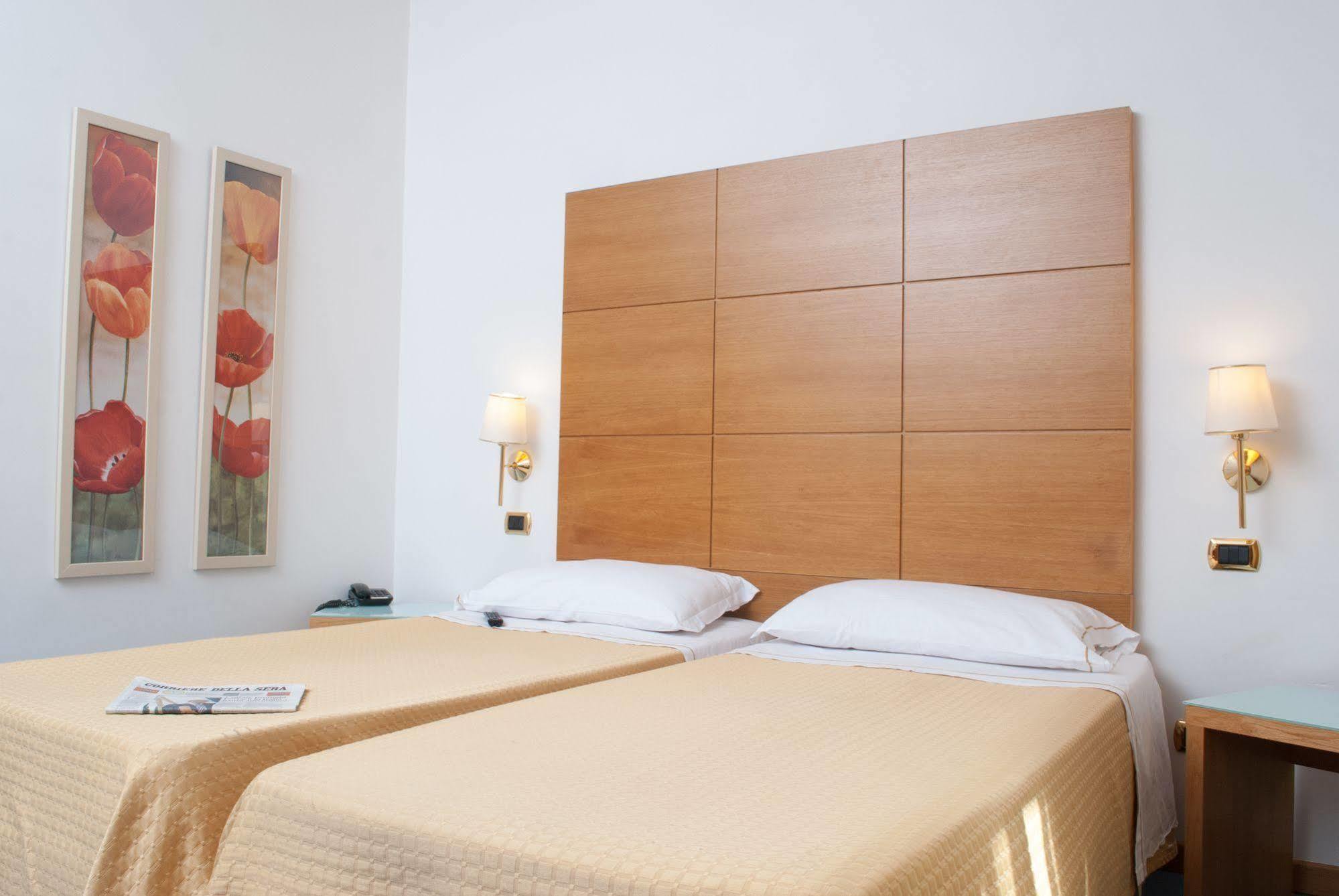 City Hotel Casoria Exterior photo